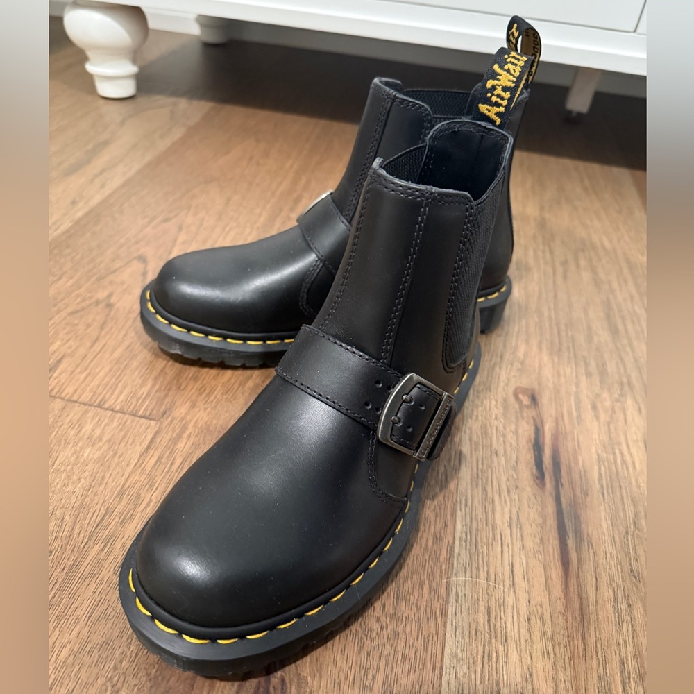 NWOT DR MARTENS BOOTS